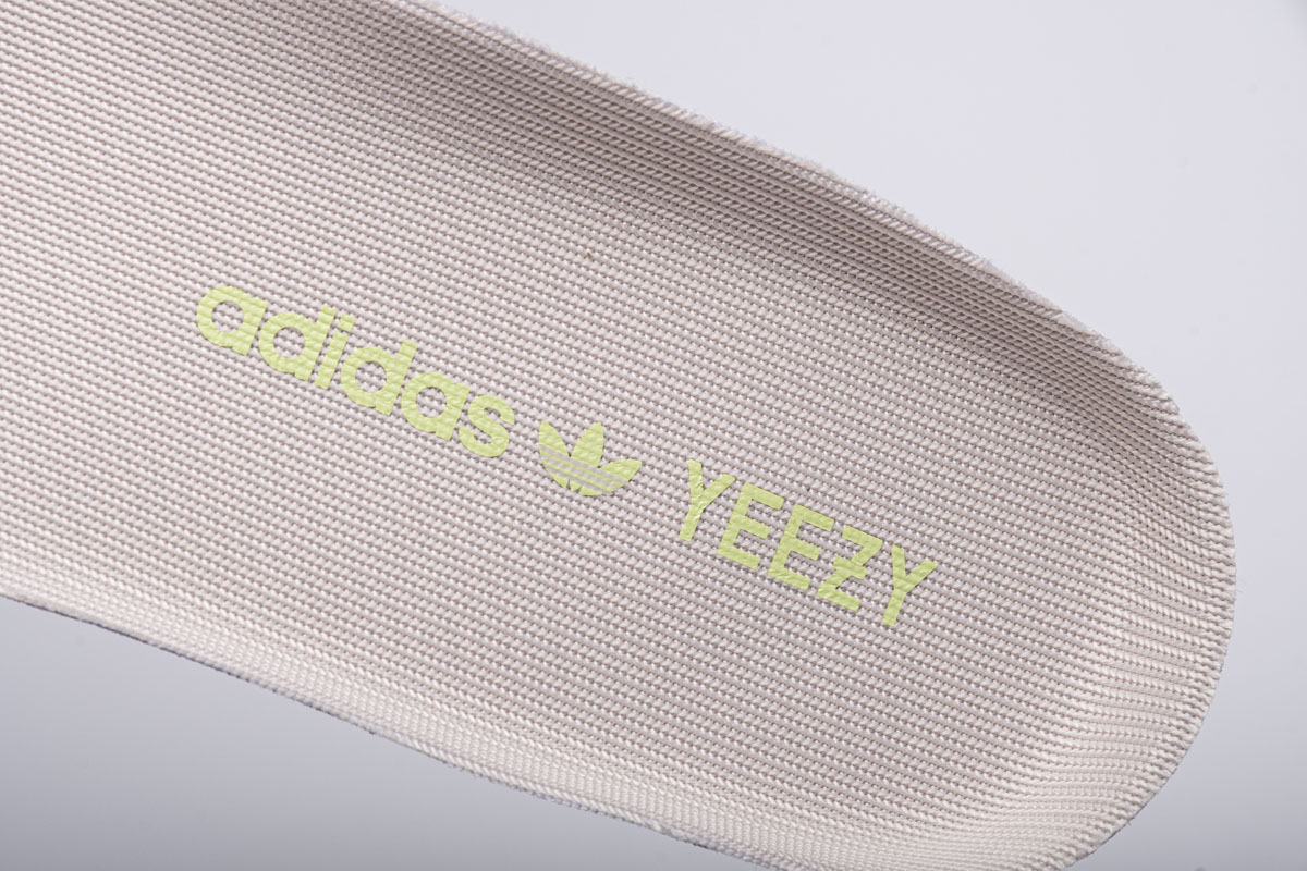 Adidas Yeezy 350 Boost V2 Citrin Reflective FW5318 26